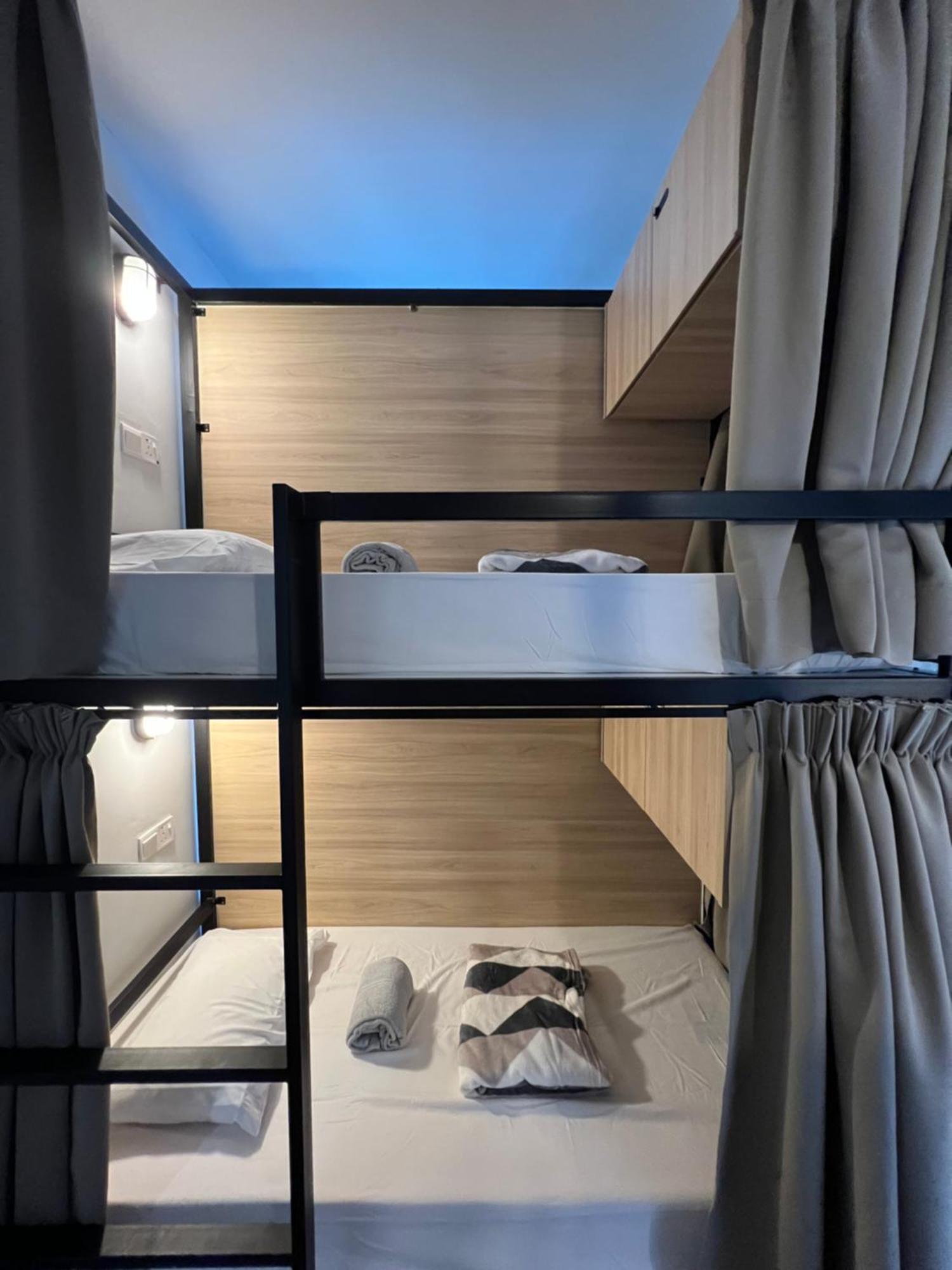 8-Bed Mixed Dormitory Room