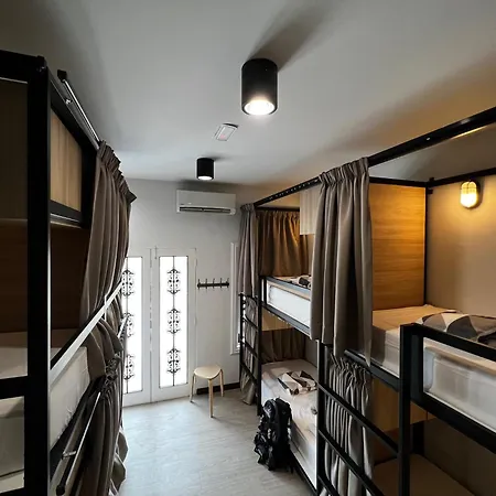 The Freedom Club Hostel Kl-3